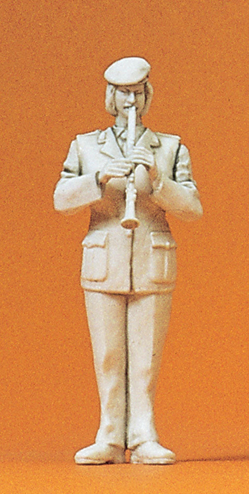 Female Clarinetist in the Military Band: Preiser Unpainted Kit 1:35 64367