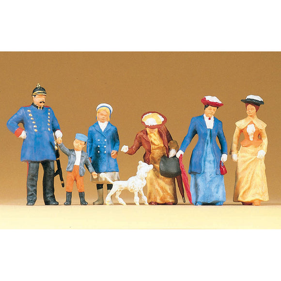Passenger, policeman and dog in the 1900s: Preiser, painted 1:43 65303