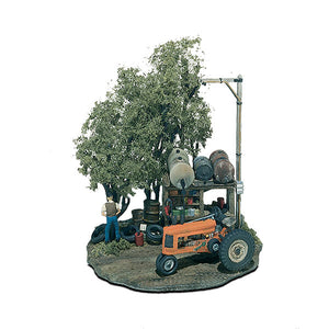 Tractor Pit Stop (Tractor at Rest): Woodland Unpainted Kit HO(1:87) M112