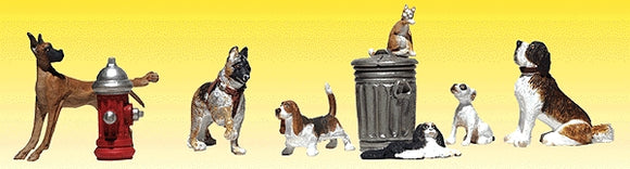 5 perros y 5 gatos, hidrante y caja de arena: Woodland, pintado y listo para usar N(1:160) 2140