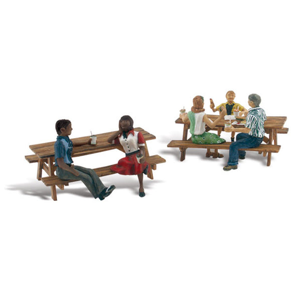 Outdoor Dining : Woodland Finished product N (1:160) A2214