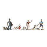 Pet and Owner (Dog, Postman) : Woodland Finished product O(1:48) A2768