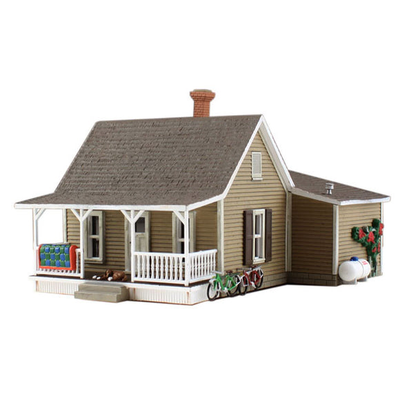 Grandma's House : Woodland Finished product N (1:160) BR4926