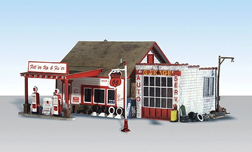 Gas Station, Repair Station [with LED] : Woodland Pre-painted HO(1:87) 5025