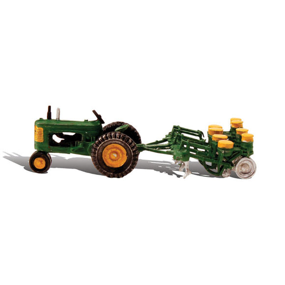 Tractor and Planter : Woodland Finished product HO (1:87) AS5565